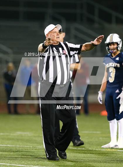 Thumbnail 3 in Woodrow Wilson vs. West Ranch (CIF SS Div 7 Quarter Final) photogallery.