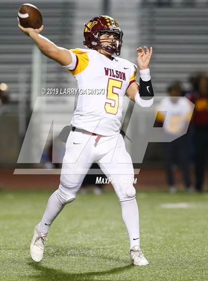 Thumbnail 2 in Woodrow Wilson vs. West Ranch (CIF SS Div 7 Quarter Final) photogallery.