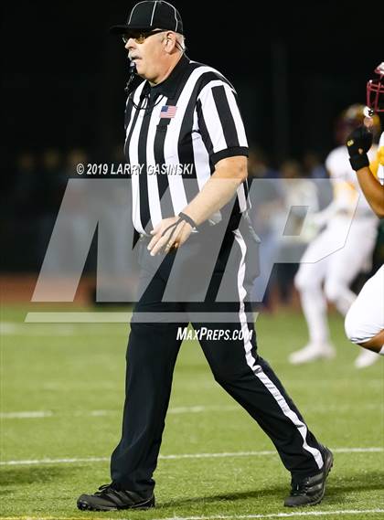 Thumbnail 3 in Woodrow Wilson vs. West Ranch (CIF SS Div 7 Quarter Final) photogallery.