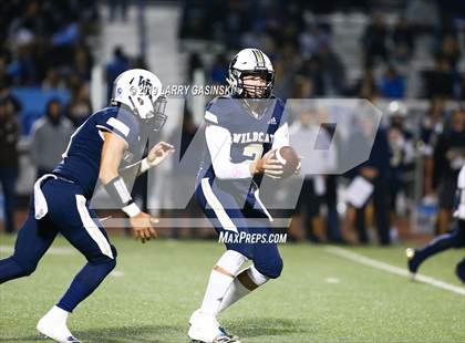 Thumbnail 3 in Woodrow Wilson vs. West Ranch (CIF SS Div 7 Quarter Final) photogallery.