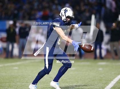 Thumbnail 3 in Woodrow Wilson vs. West Ranch (CIF SS Div 7 Quarter Final) photogallery.