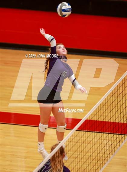 Thumbnail 1 in Canyon @ Levelland photogallery.
