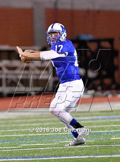 Thumbnail 2 in MacArthur [Douglas] vs Reagan [Ronald]  photogallery.