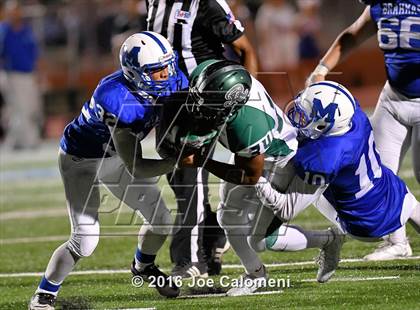 Thumbnail 3 in MacArthur [Douglas] vs Reagan [Ronald]  photogallery.
