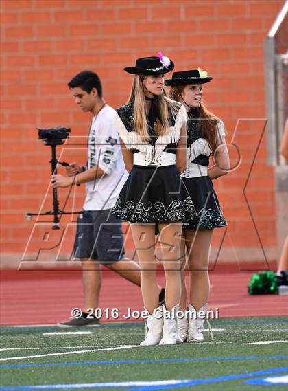 Thumbnail 2 in MacArthur [Douglas] vs Reagan [Ronald]  photogallery.
