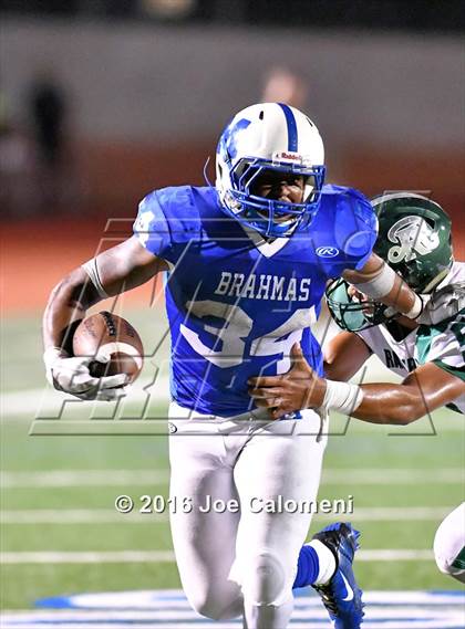 Thumbnail 1 in MacArthur [Douglas] vs Reagan [Ronald]  photogallery.