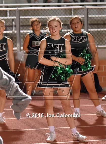 Thumbnail 1 in MacArthur [Douglas] vs Reagan [Ronald]  photogallery.