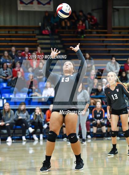 Thumbnail 3 in Perryville vs. Waldron (AAA 3A1st Round Playoff) photogallery.