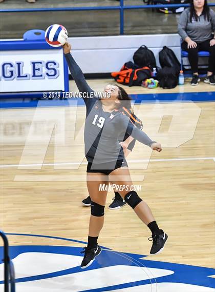 Thumbnail 1 in Perryville vs. Waldron (AAA 3A1st Round Playoff) photogallery.