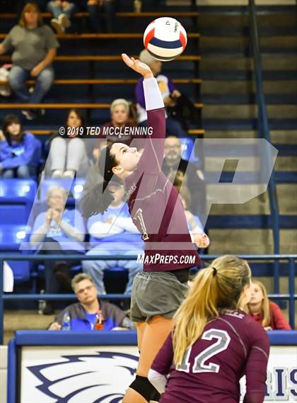 Thumbnail 3 in Perryville vs. Waldron (AAA 3A1st Round Playoff) photogallery.
