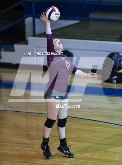 Thumbnail 2 in Perryville vs. Waldron (AAA 3A1st Round Playoff) photogallery.
