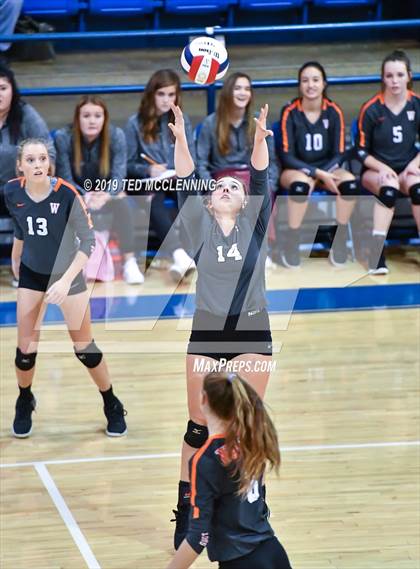 Thumbnail 3 in Perryville vs. Waldron (AAA 3A1st Round Playoff) photogallery.