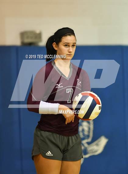 Thumbnail 3 in Perryville vs. Waldron (AAA 3A1st Round Playoff) photogallery.