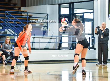 Thumbnail 3 in Perryville vs. Waldron (AAA 3A1st Round Playoff) photogallery.
