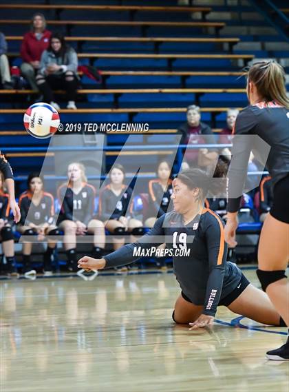 Thumbnail 3 in Perryville vs. Waldron (AAA 3A1st Round Playoff) photogallery.
