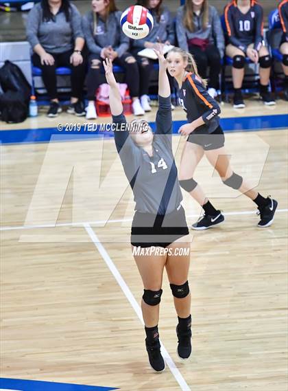 Thumbnail 3 in Perryville vs. Waldron (AAA 3A1st Round Playoff) photogallery.