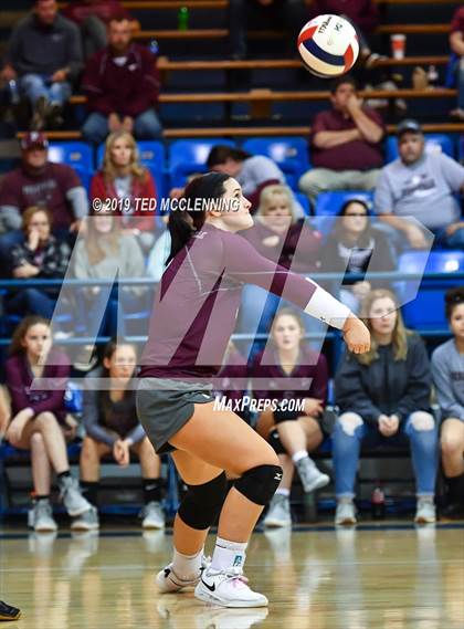 Thumbnail 3 in Perryville vs. Waldron (AAA 3A1st Round Playoff) photogallery.