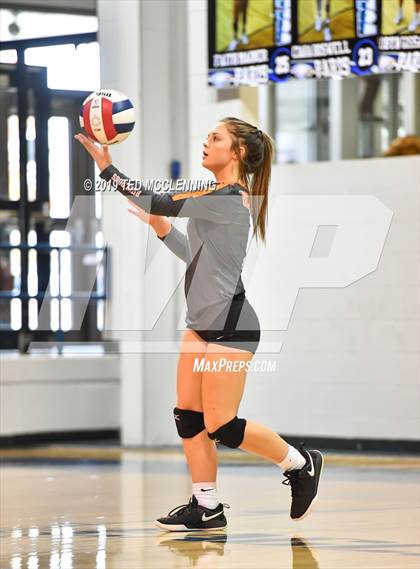 Thumbnail 1 in Perryville vs. Waldron (AAA 3A1st Round Playoff) photogallery.