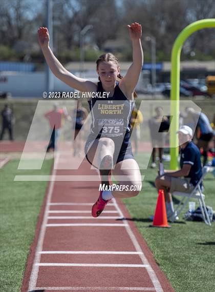 Thumbnail 3 in Bill Summa Invitational photogallery.