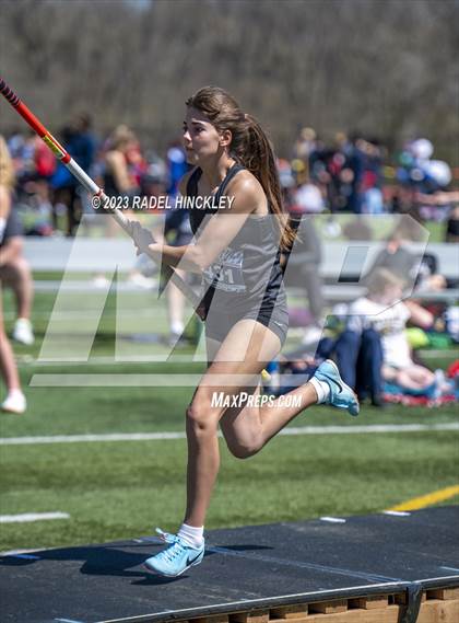 Thumbnail 2 in Bill Summa Invitational photogallery.