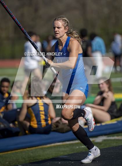 Thumbnail 2 in Bill Summa Invitational photogallery.