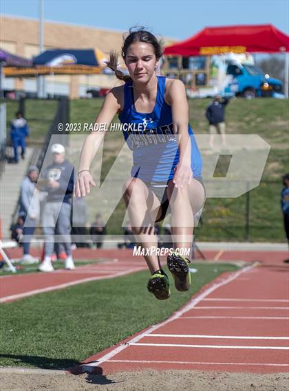 Thumbnail 2 in Bill Summa Invitational photogallery.