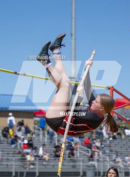 Thumbnail 3 in Bill Summa Invitational photogallery.