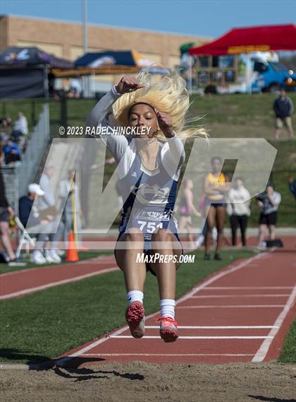 Thumbnail 1 in Bill Summa Invitational photogallery.