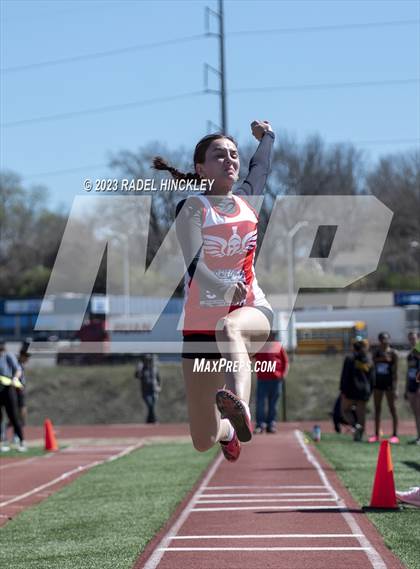 Thumbnail 2 in Bill Summa Invitational photogallery.