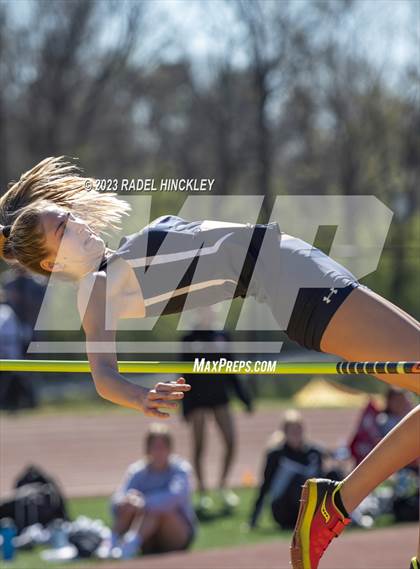Thumbnail 3 in Bill Summa Invitational photogallery.