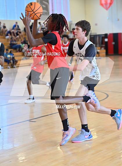 Thumbnail 1 in Tampa Bay Tech vs Mitchell  (The Hoop Vibe - Preseason League) photogallery.