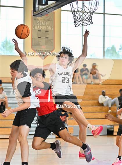 Thumbnail 1 in Tampa Bay Tech vs Mitchell  (The Hoop Vibe - Preseason League) photogallery.