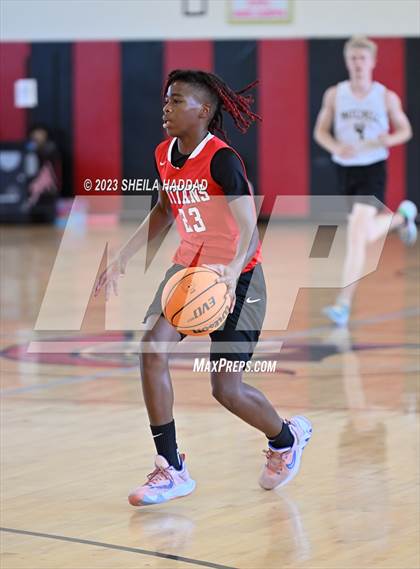 Thumbnail 1 in Tampa Bay Tech vs Mitchell  (The Hoop Vibe - Preseason League) photogallery.