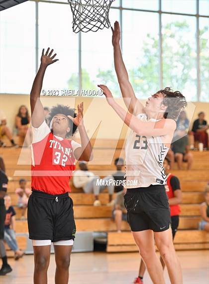 Thumbnail 3 in Tampa Bay Tech vs Mitchell  (The Hoop Vibe - Preseason League) photogallery.