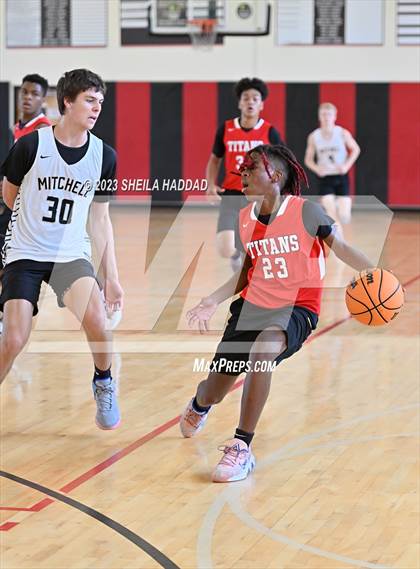 Thumbnail 3 in Tampa Bay Tech vs Mitchell  (The Hoop Vibe - Preseason League) photogallery.