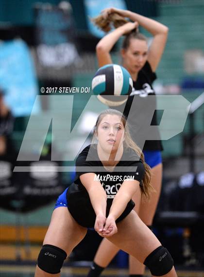 Thumbnail 2 in Norco @ Santiago photogallery.