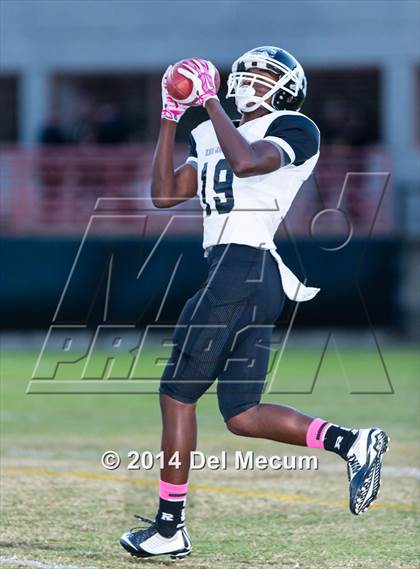 Thumbnail 3 in Robinson @ Blake photogallery.