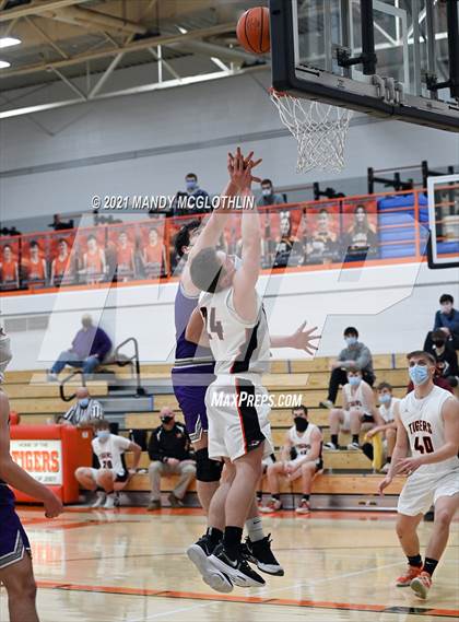Thumbnail 2 in Delavan @ Illini Bluffs photogallery.