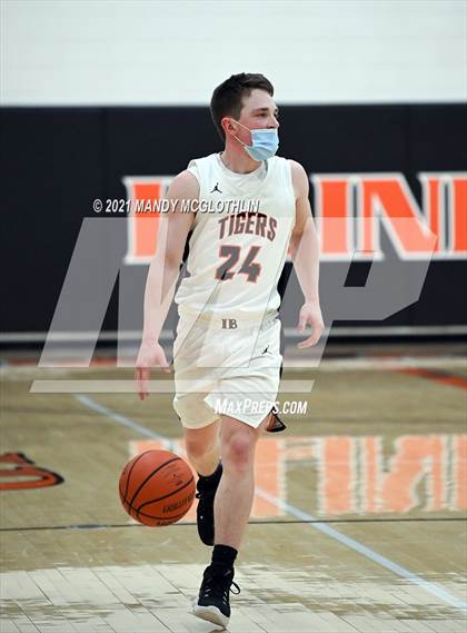 Thumbnail 1 in Delavan @ Illini Bluffs photogallery.