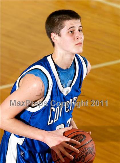 Thumbnail 2 in Covington Catholic @ Highlands photogallery.
