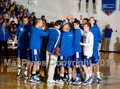 Thumbnail 2 in Covington Catholic @ Highlands photogallery.