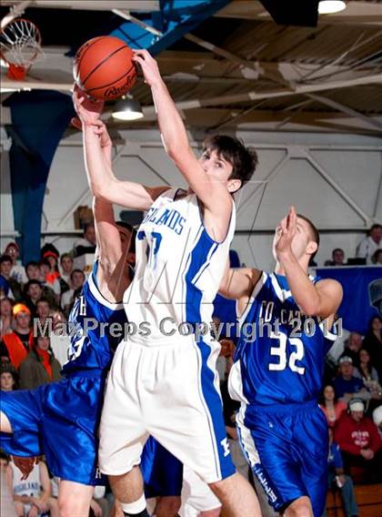 Thumbnail 1 in Covington Catholic @ Highlands photogallery.