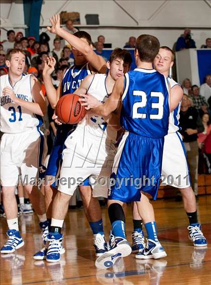 Thumbnail 2 in Covington Catholic @ Highlands photogallery.