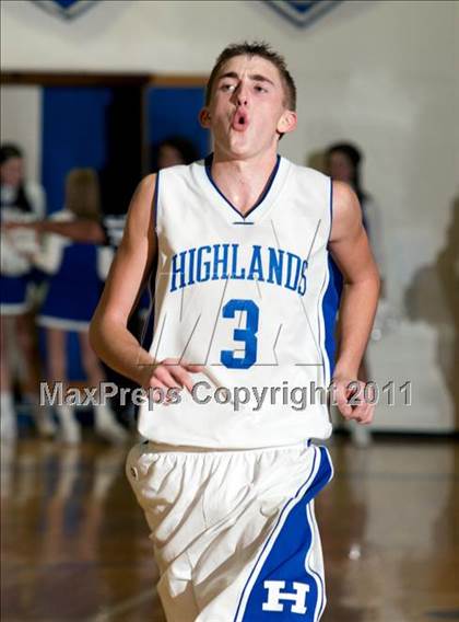 Thumbnail 1 in Covington Catholic @ Highlands photogallery.