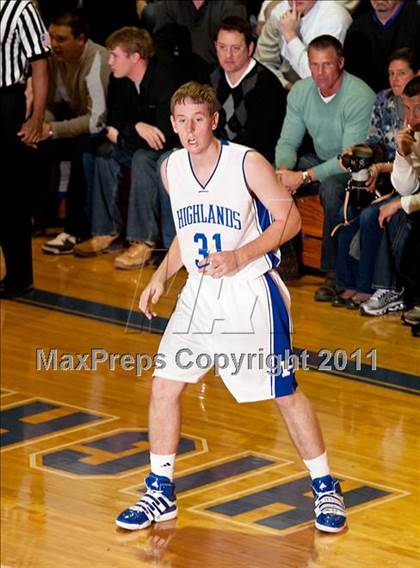 Thumbnail 3 in Covington Catholic @ Highlands photogallery.