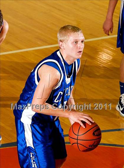 Thumbnail 2 in Covington Catholic @ Highlands photogallery.