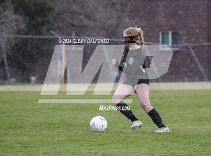 Thumbnail 3 in D'Evelyn @ Lakewood photogallery.