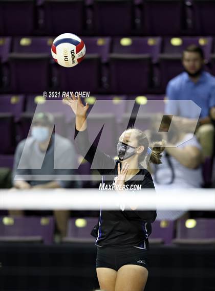 Thumbnail 1 in Denver Christian vs. Sedgwick County (CHSAA 2A Final 4) photogallery.