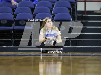 Thumbnail 3 in Denver East @ Grandview (CHSAA 6A Great 8) photogallery.