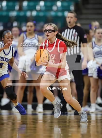 Thumbnail 2 in Denver East @ Grandview (CHSAA 6A Great 8) photogallery.